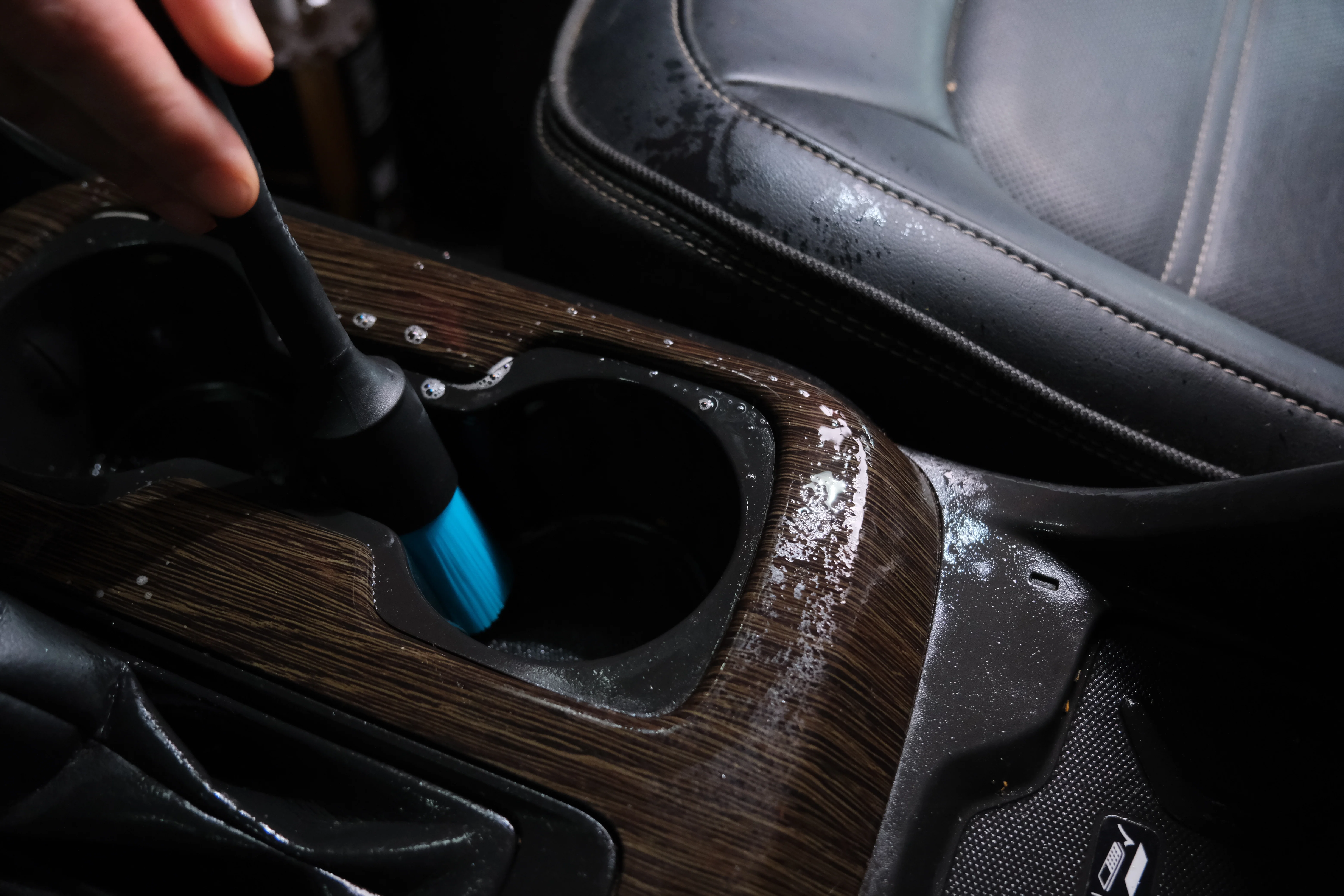 Autofiber Firm Detailing Brush - Image 3