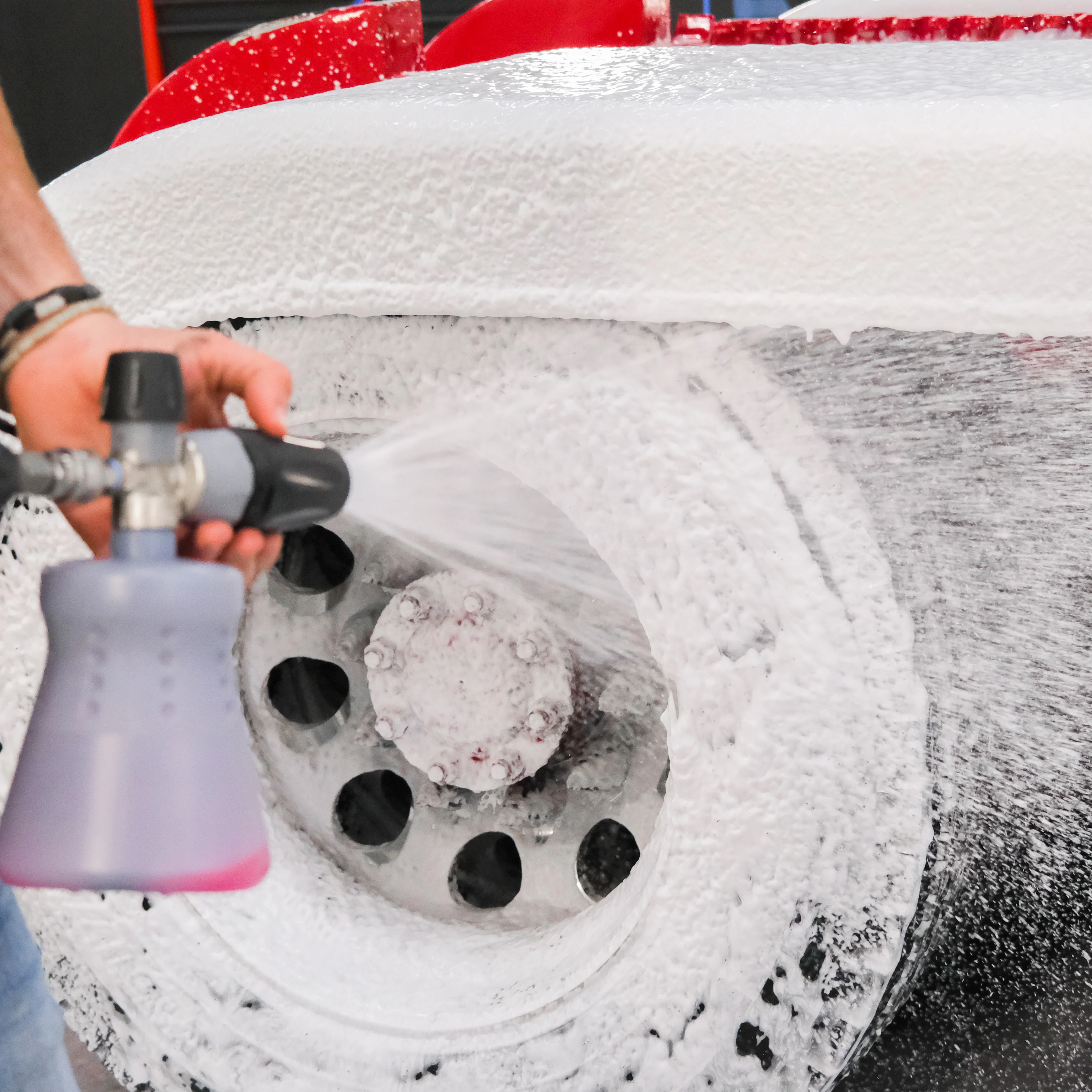 Foam: Mitt Wash - Image 4