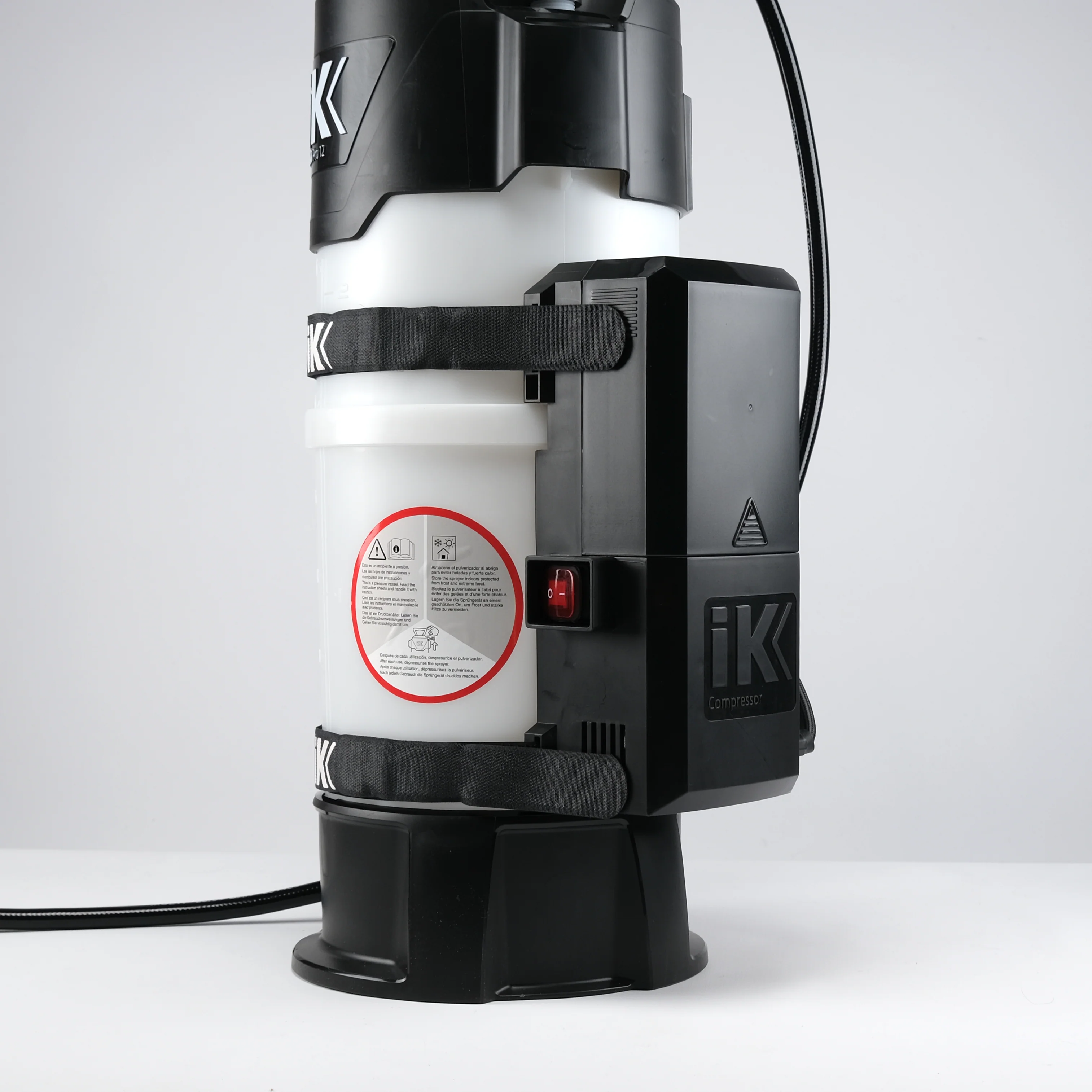 iK E Foam Pro 12 with Battery Powered Air Compressor - Image 5
