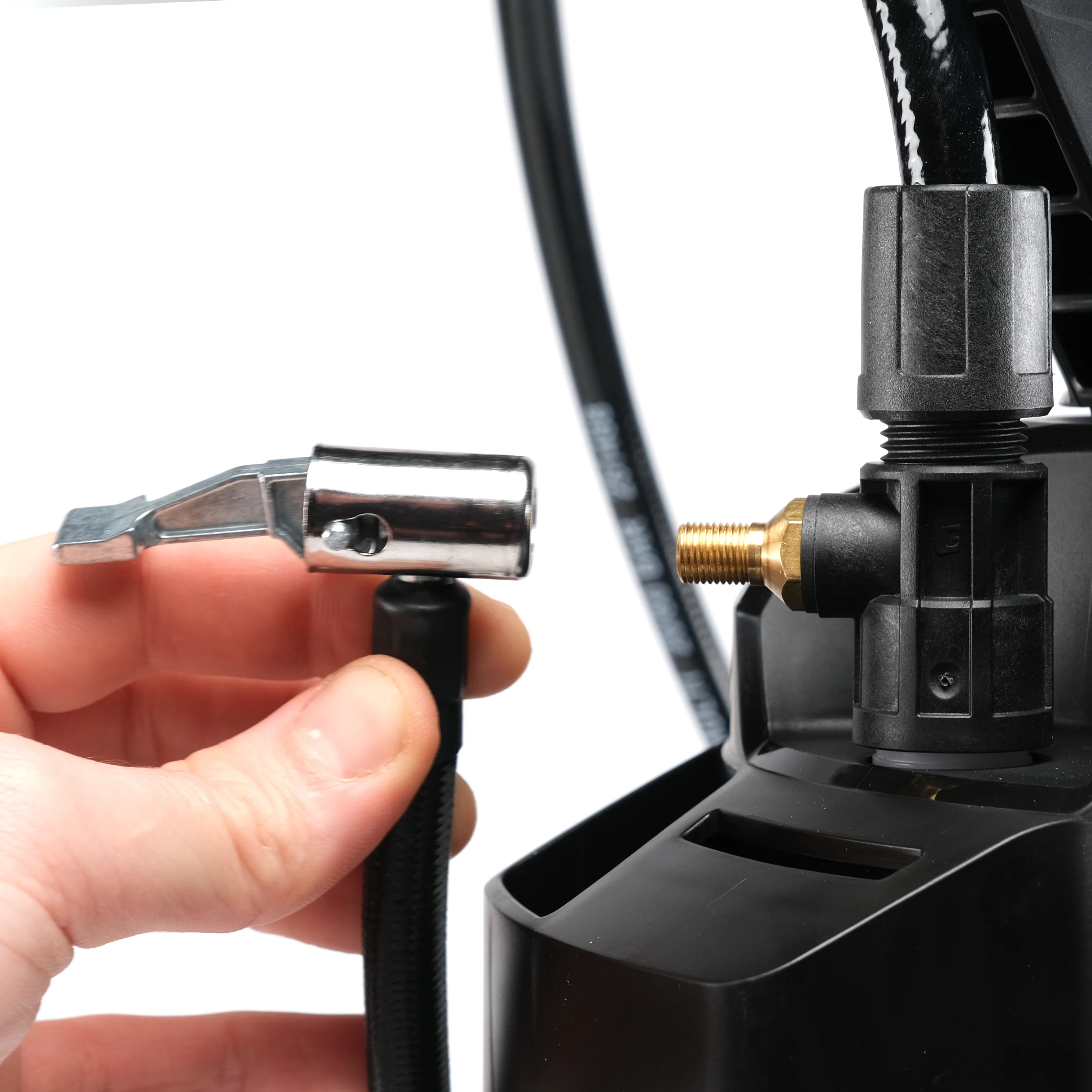 iK E Foam Pro 12 with Battery Powered Air Compressor - Image 7