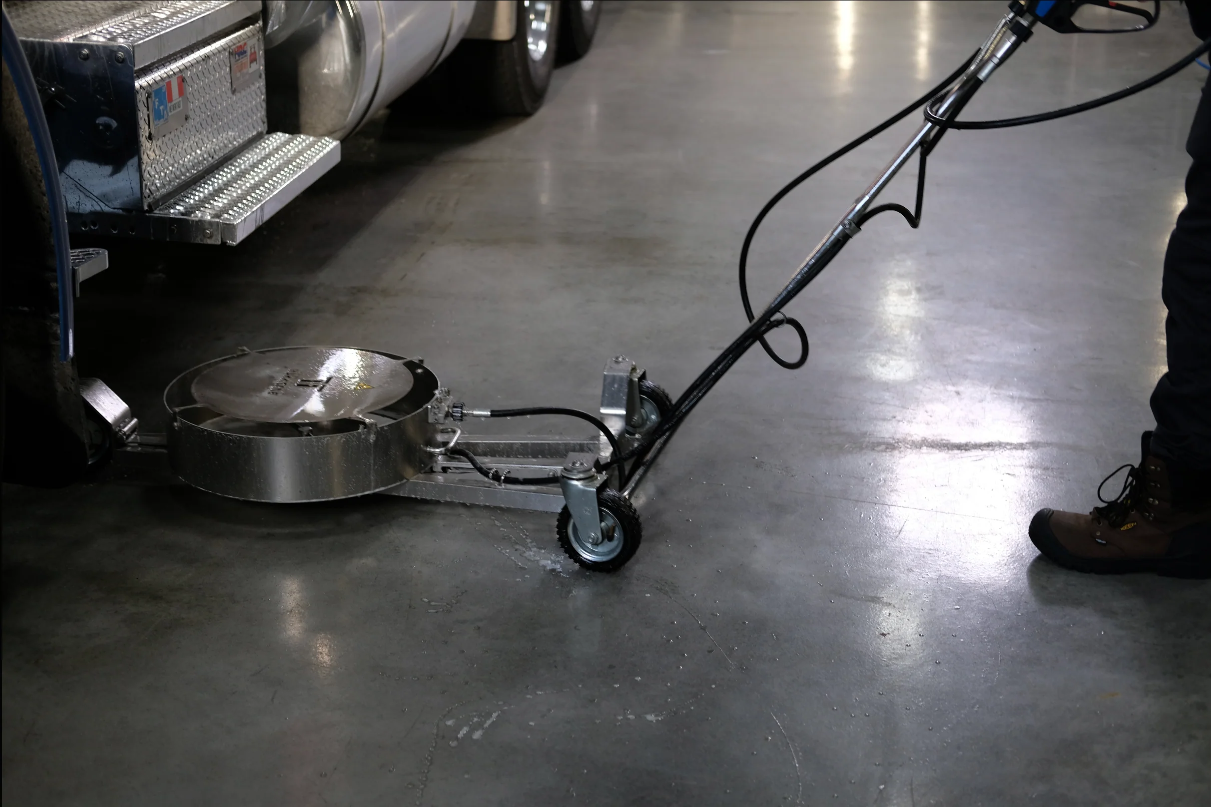Mosmatic Hurricane Pro HURpz-520 Undercarriage Cleaner 80.618 - Image 7