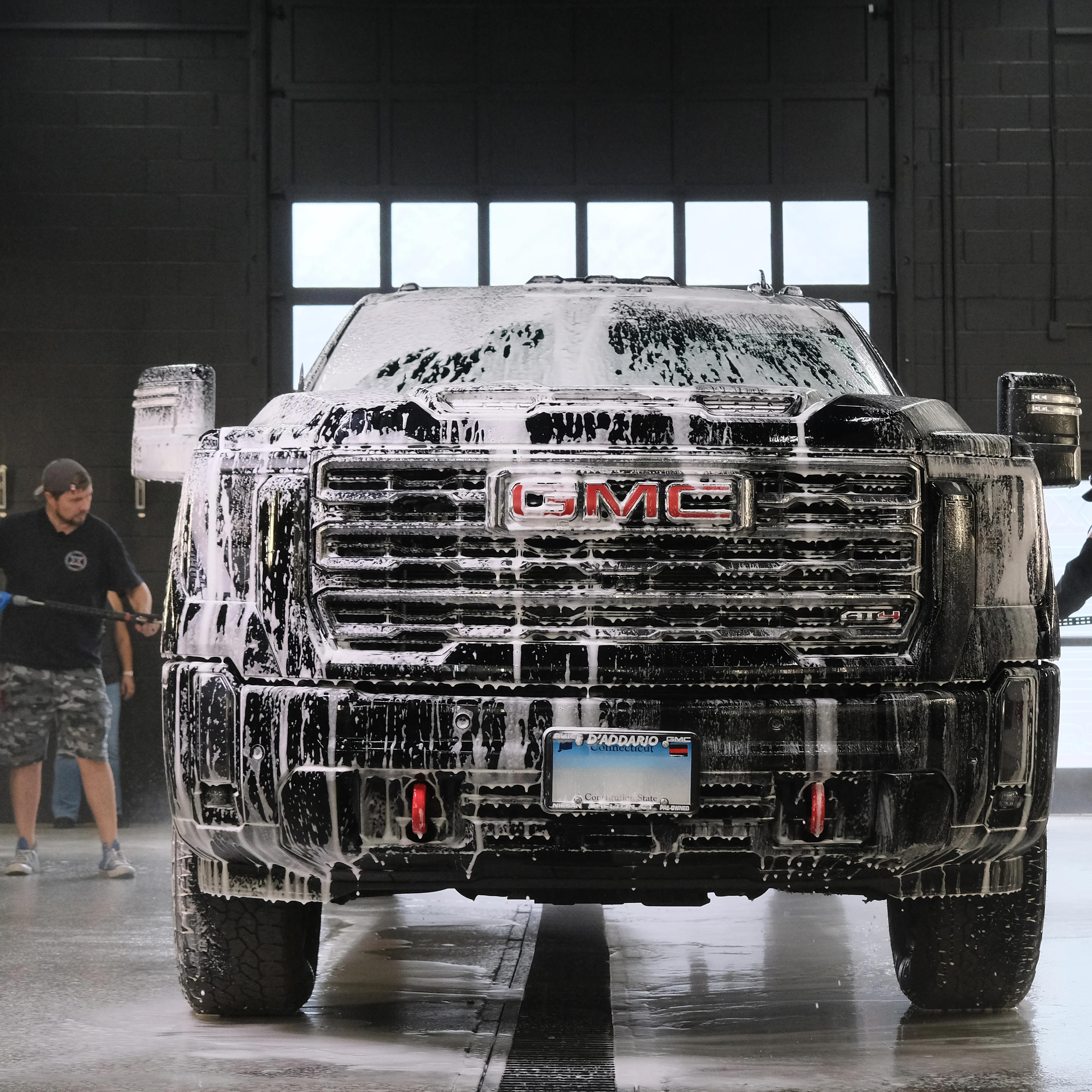 Old Glory: Touch Free Active Foam Vehicle Wash - Image 3